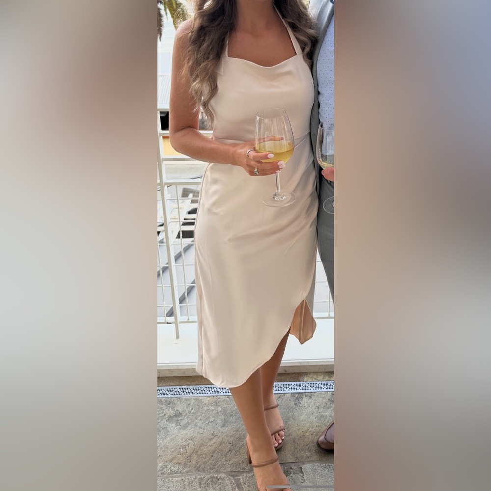 Elegant Cream Sleeveless Dress